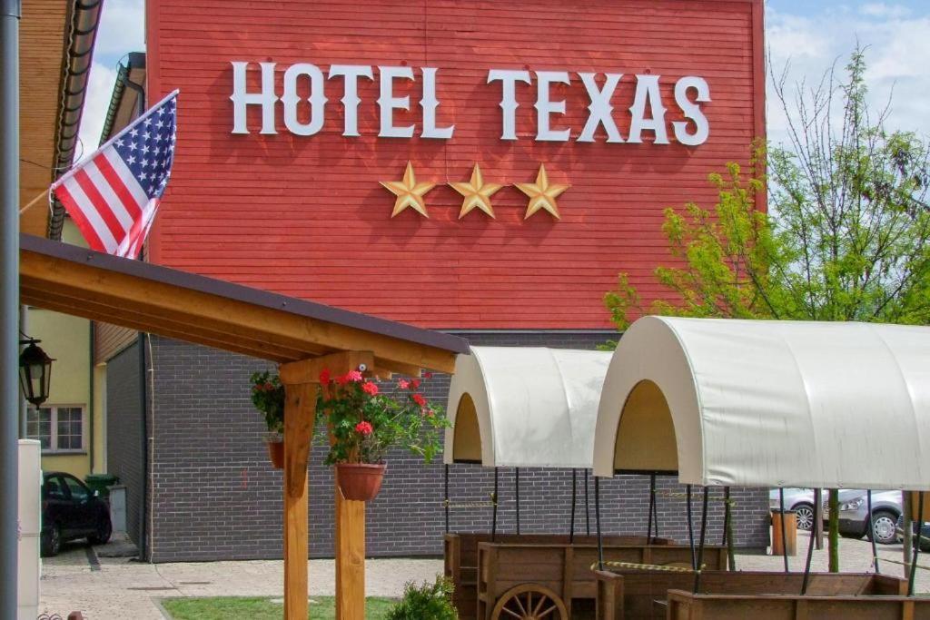 Hotel Texas*** Zory Exterior photo